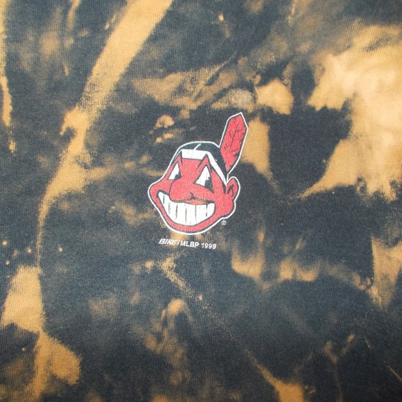 Custom Hand Bleached VTG Cleveland Indians T-Shirt Distressed - Picture 4 of 6